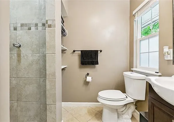 6227 Brunswick Ct — Photo 10