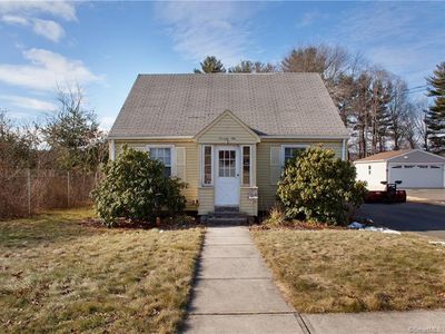 76 Broad Pl, Bristol, CT, 06010