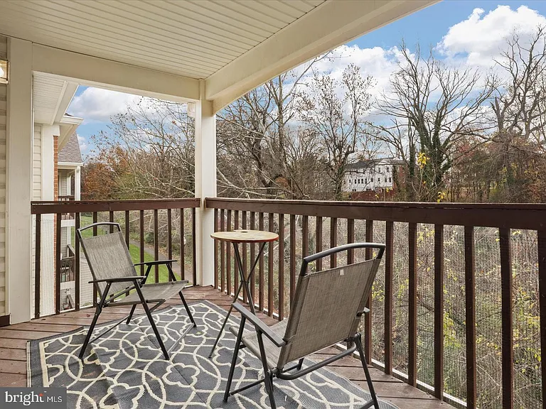 9422 Scarlet Oak Dr — Photo 16