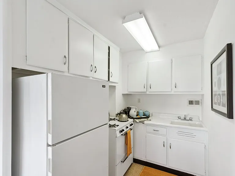 Apartments@1220 — Photo 20