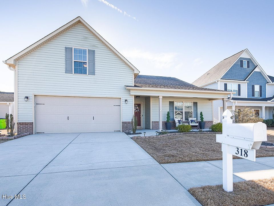 1st image of 318 Bungalow Drive