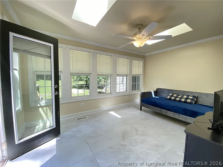 1906 Owls Nest Rd — Photo 18
