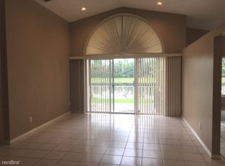 494 SW 183rd Way, Pembroke Pines, FL 33029