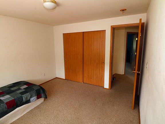 4th image of 10023 140th Street Ct E