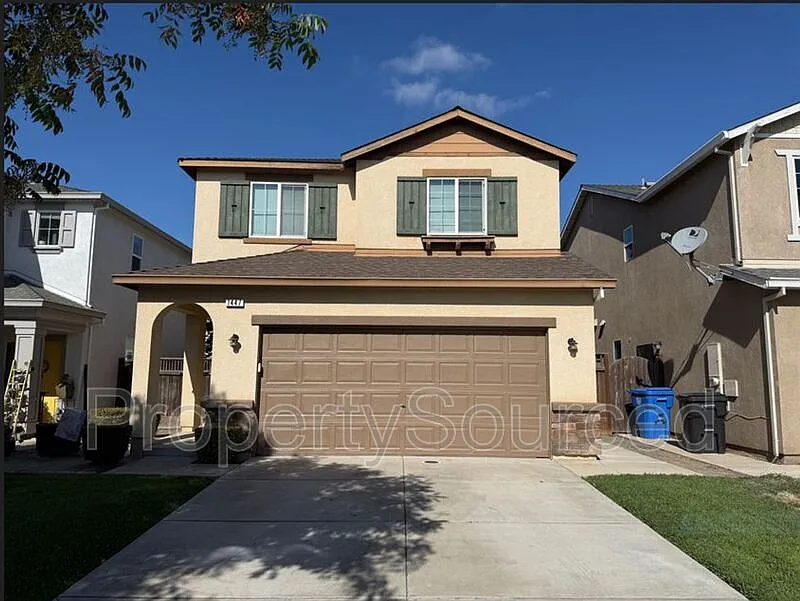 3 bed, 2.5 bath, 1286 sqft, $2,495 — Photo 1