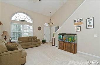 2nd image of 3107 Valley Oaks Dr