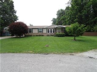 30 Play Way, Cloverdale, IN