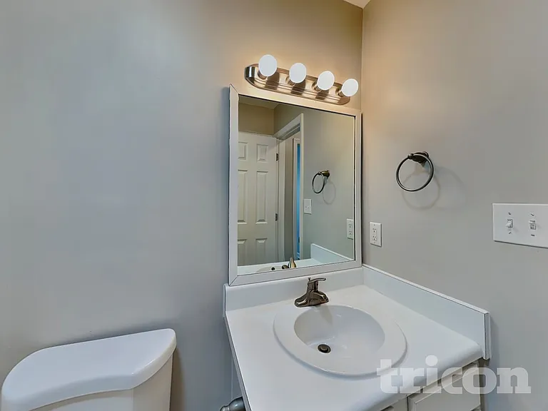 305 Aqua Marine Ln — Photo 16