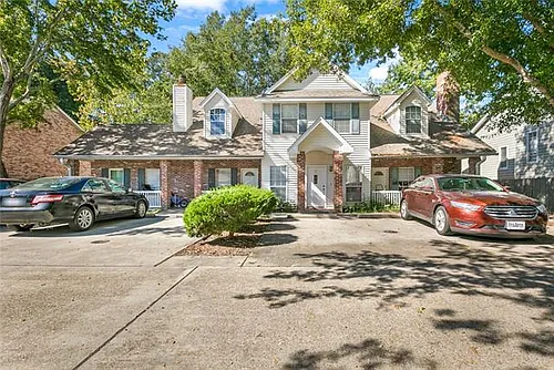 736 Heavens Dr #8 Photo 1
