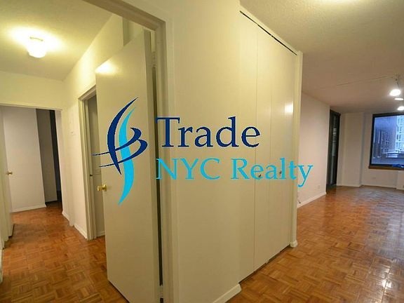 3rd image of 7 W 36th St Fl 11R