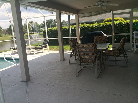 covered patio for seating 