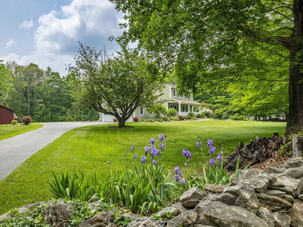 47 Davis Road, Mansfield, CT 06268