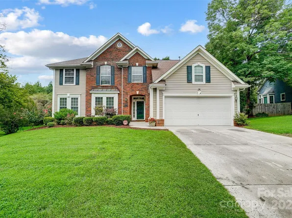 7219 Hunters Spring Dr, Charlotte, NC 28269