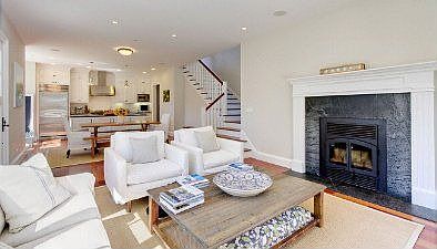 Living Room :: 74 Nelson