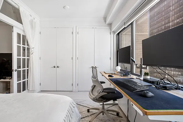 Rented by Oxford Property Group | media 26