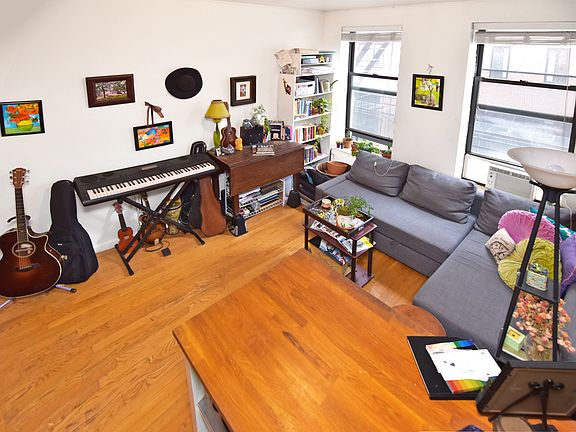 2nd image of 177 Orchard St APT 4C