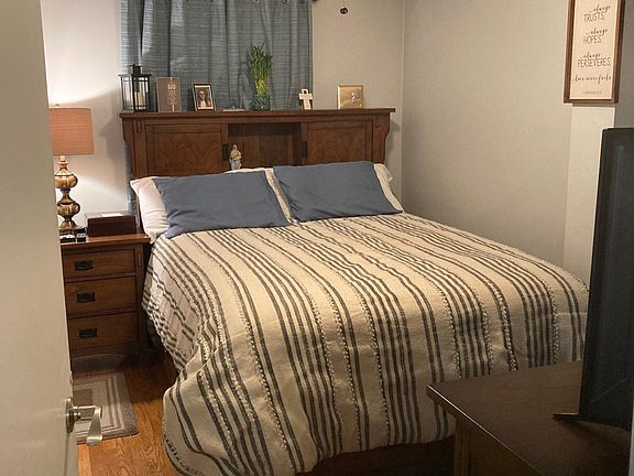 4th image of 1417 Pelham Pkwy N #1