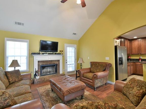 4th image of 84 Aplomado Ln W