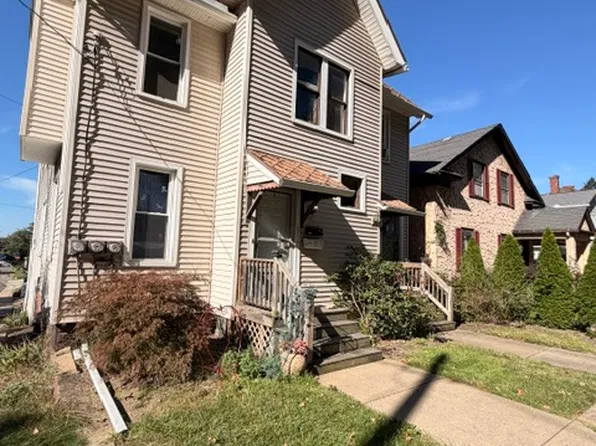 503 4th St NE #Up, Massillon, OH 44646