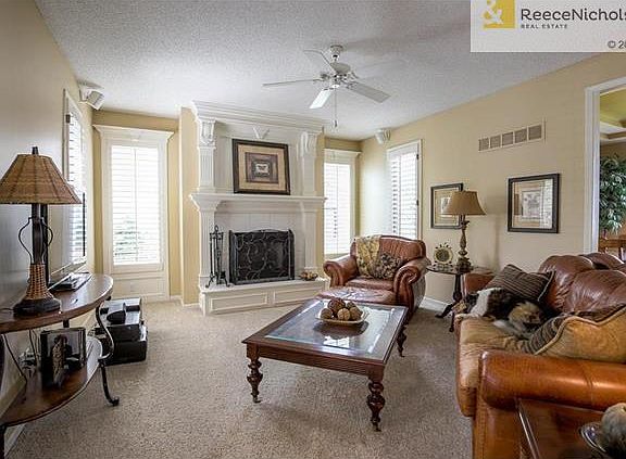 3rd image of 8410 W 128th St