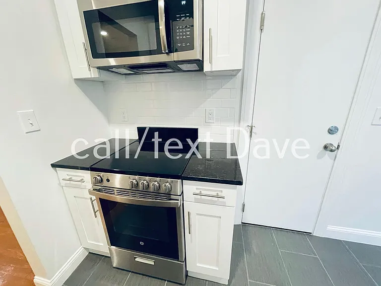 123 Sutherland Rd #1 — Photo 3