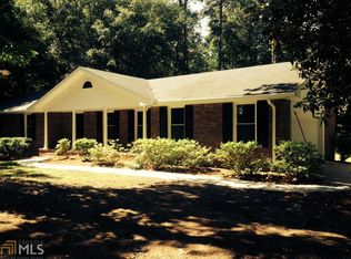 964 Tyrone Rd, Tyrone, GA 30290