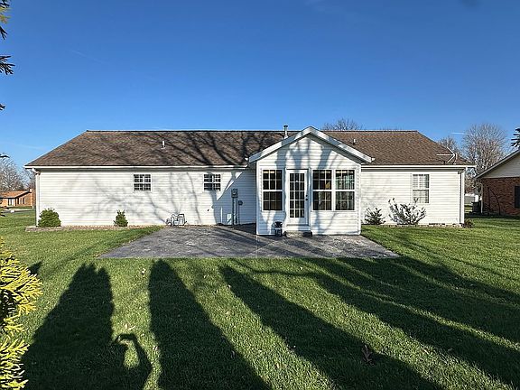 4th image of 103 Lincoln Dr