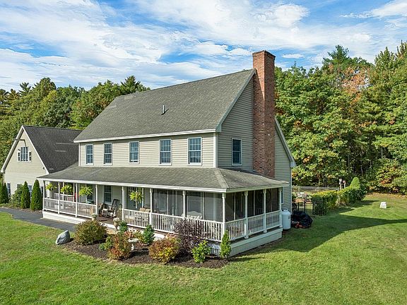 2nd image of 35 Quinns Field