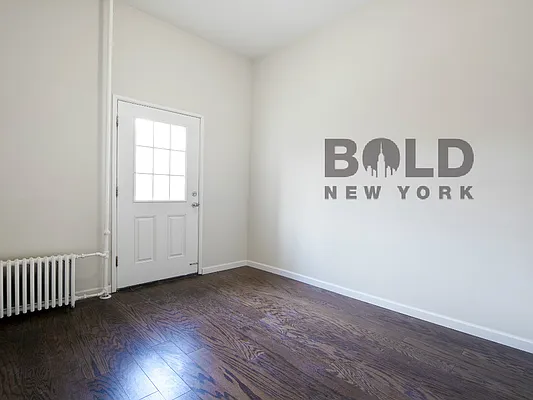 Rented by Bold New York | media 43