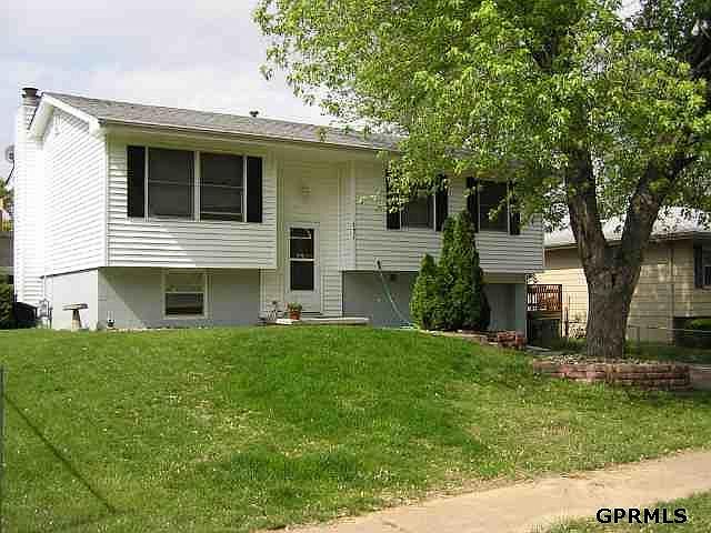 1st image of 131 Debra Ave