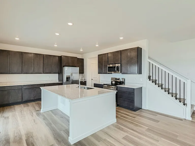 2094 S Fultondale Ct — Photo 4