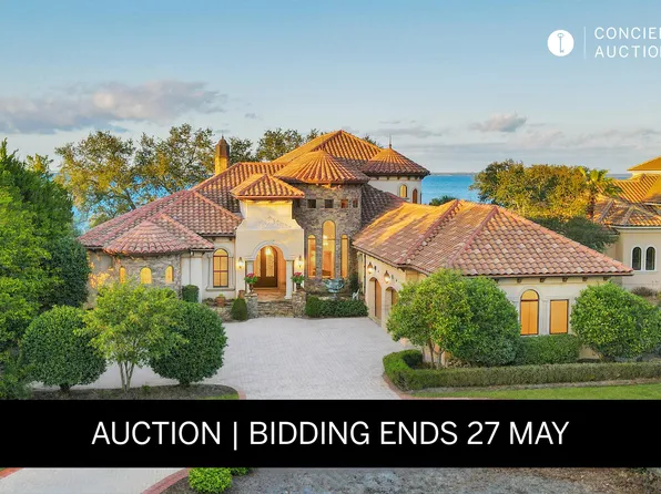 456 Captains Cir, Destin, FL 32541