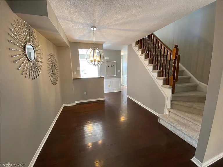 895 Maple Ave #124 — Photo 9