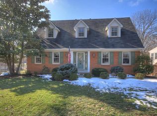 2336 Woodfield Cir, Lexington, KY 40515