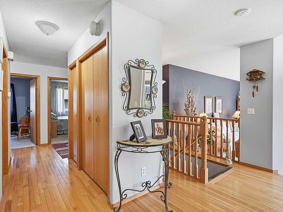 5th image of 5618 63rd Ave