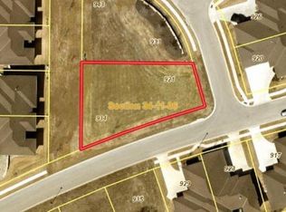 934 Lacebark Ln, Lincoln, NE 68521
