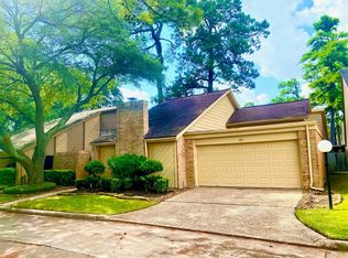 123 Old Bridge Lk, Houston, TX 77069