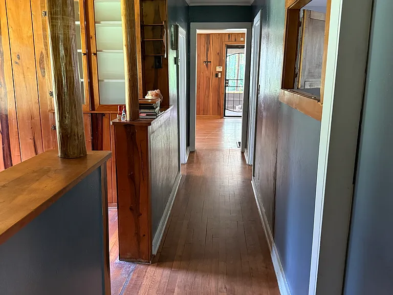 Cottage Ln — Photo 4
