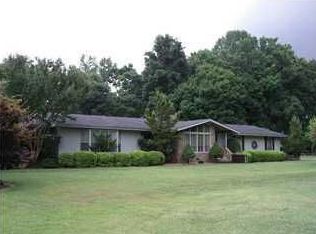 3000 Hamill Rd, Hixson, TN 37343