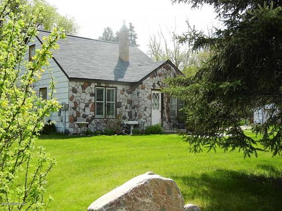 2nd image of 1802 Lakeview Dr SW