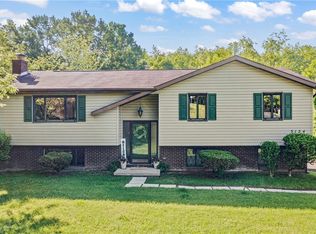 5124 Chevy Chase Dr, Finleyville, PA