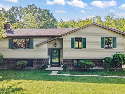 5124 Chevy Chase St, Finleyville, PA, 15332