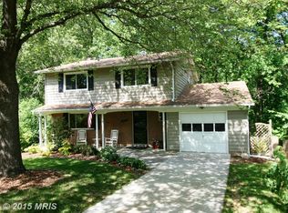 4885 Wheatstone Dr, Fairfax, VA 22032