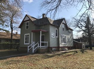 821 Woodland Ave, Crookston, MN 56716