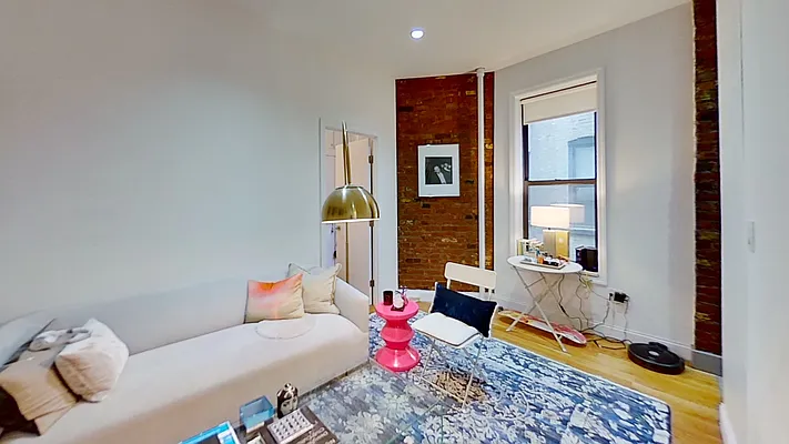 Rented by Bond New York | media 16