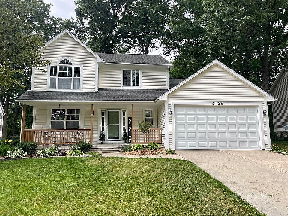1st image of 2126 Laurel Oak Dr