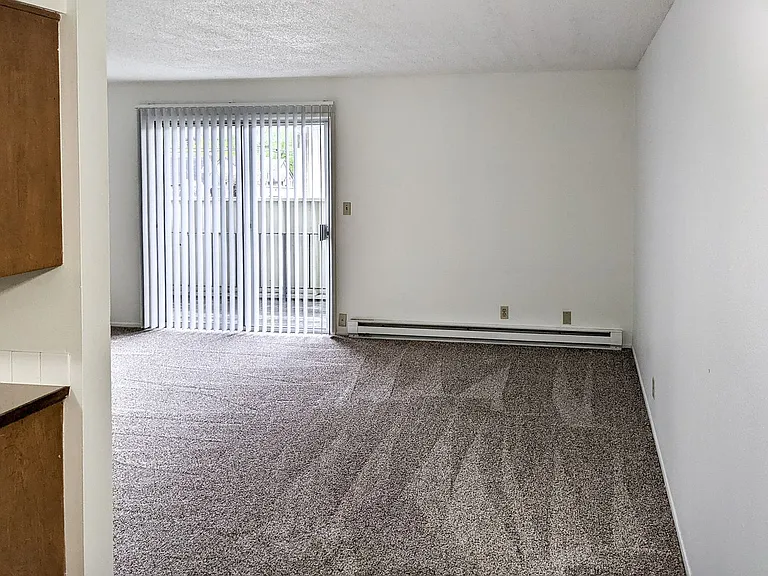 1145 Rural Ave SE — Photo 8