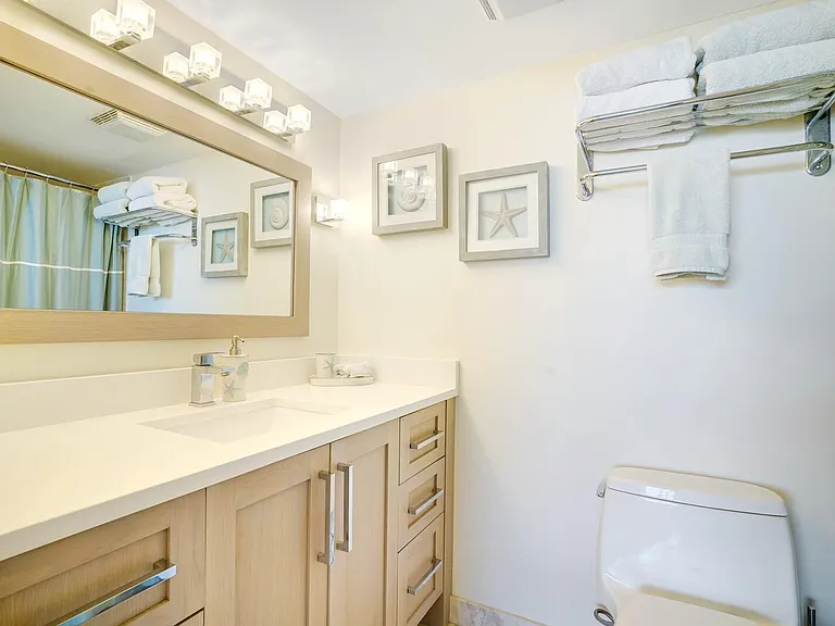 77 S Birch Rd #8C — Photo 19