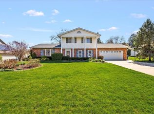 725 Lynkaylee Dr, Waterloo, IA 50701