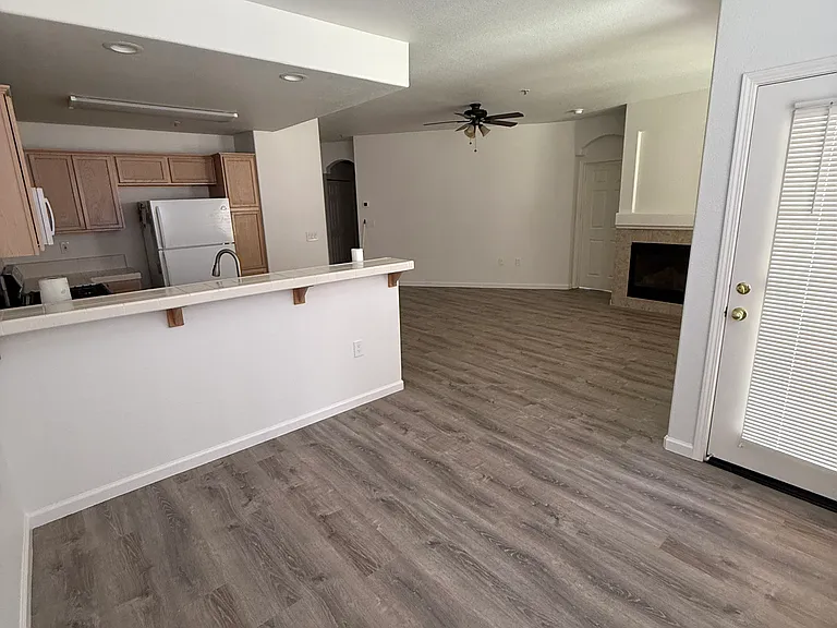 6070 Ingleston Dr #1112 — Photo 4